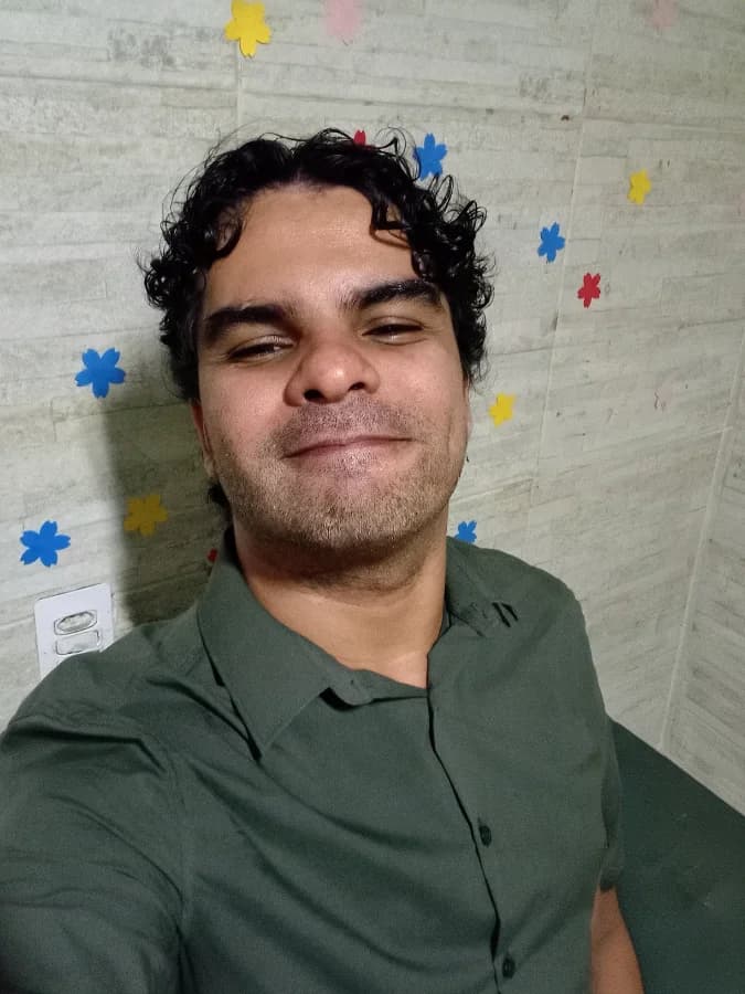 Eriglauber Edivirgens Oliveira da Silva